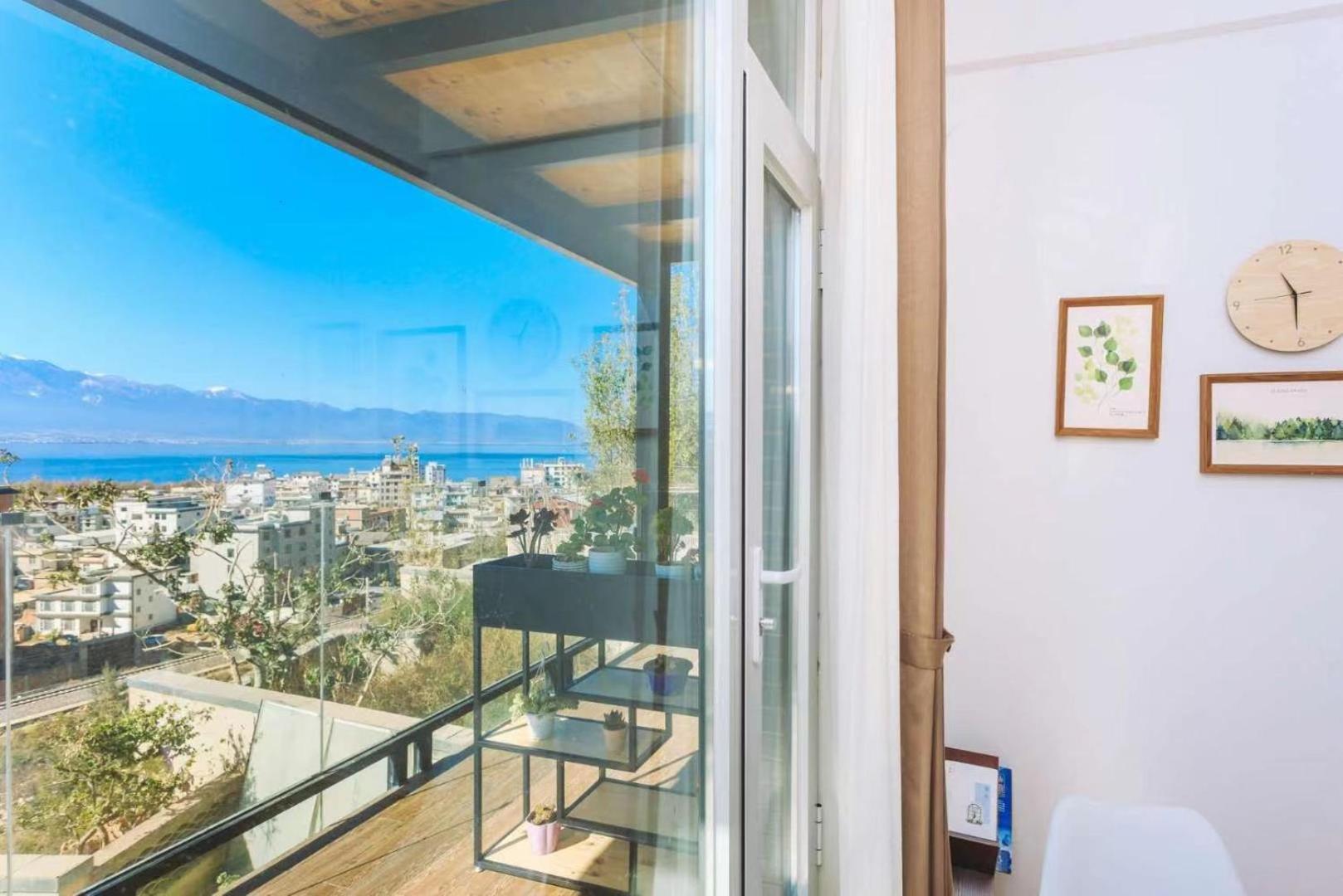 Dali Listening Sea View Villa大理听城海景别墅 Homestay *