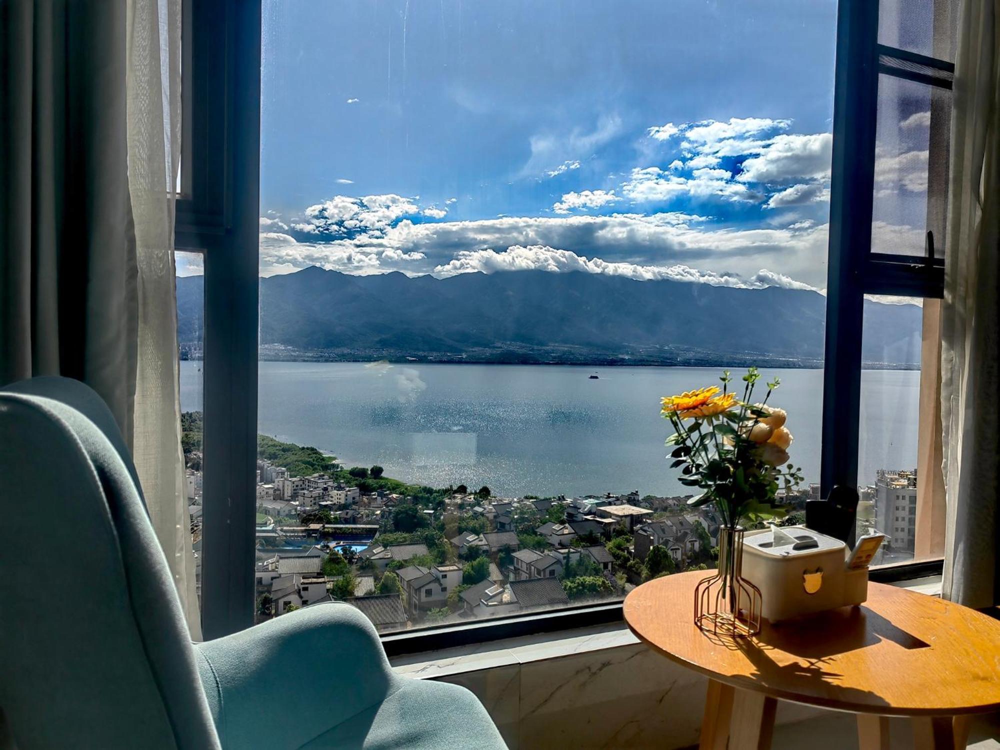 Homestay Dali Listening Sea View Villa大理听城海景别墅 Dali (Yunnan)
