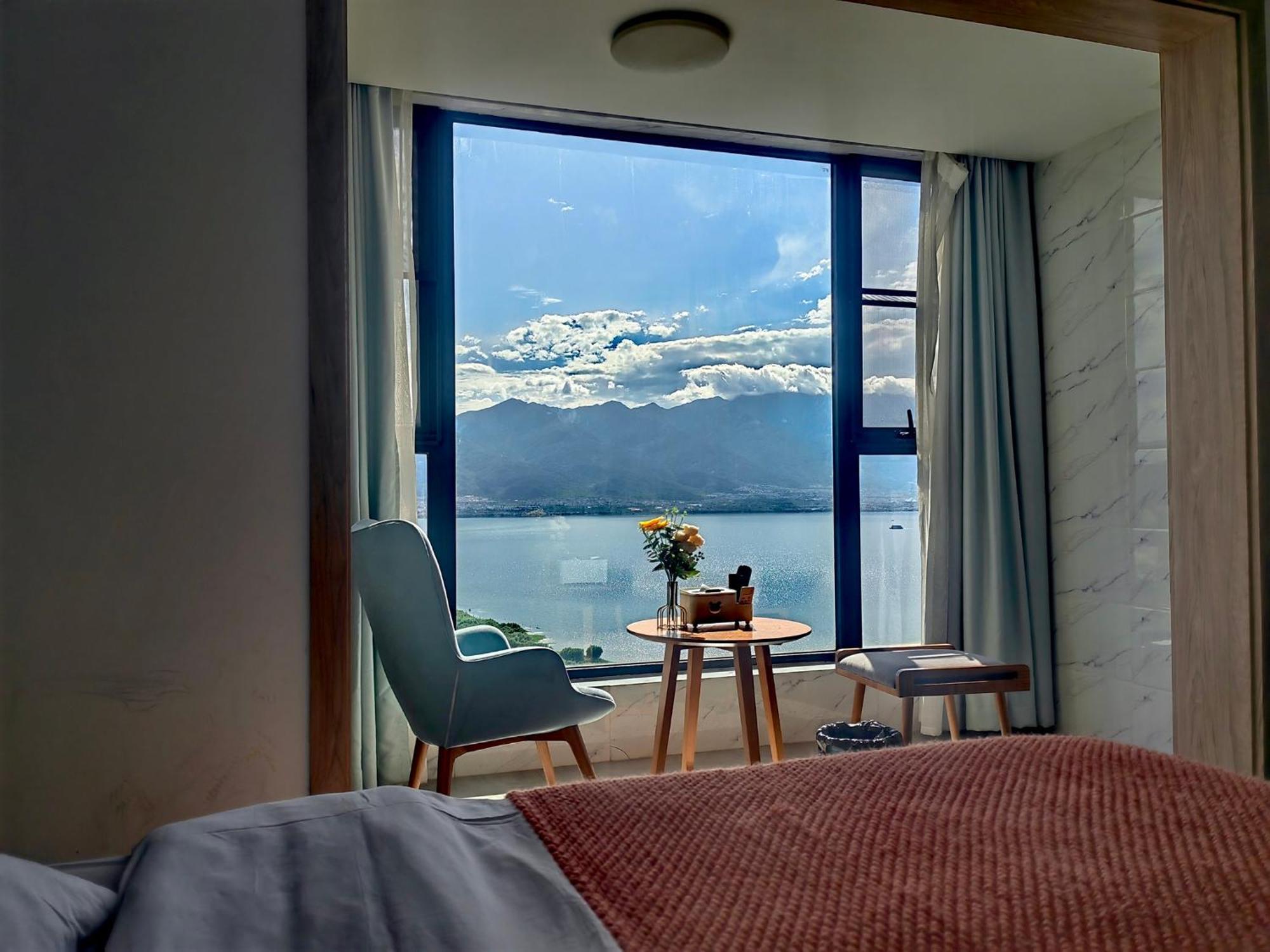 Dali Listening Sea View Villa大理听城海景别墅